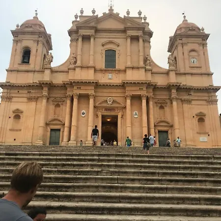Il Terrazzo Di Apollo * Noto